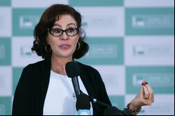 Deputada Carla Zambelli está foragida na Itália