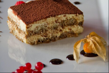 Doce é feito à base de café, biscoito e queijo mascarpone