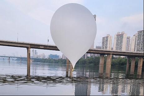 Coreia do Norte enviava balões com lixo e fezes para a Coreia do Sul