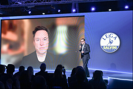 Elon Musk participa de congresso da Liga em Florença