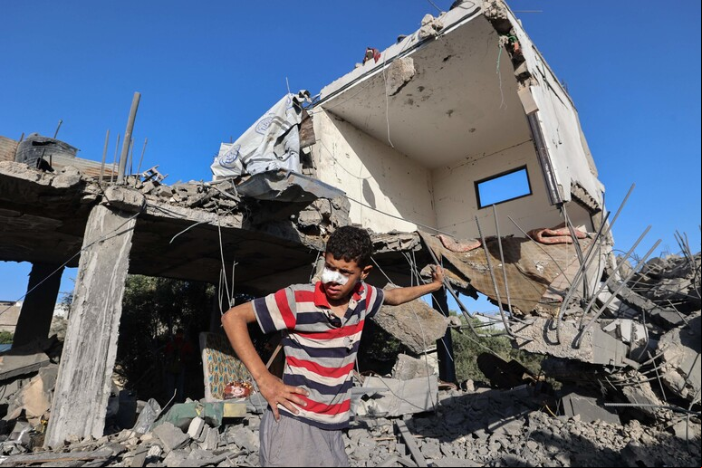Bombardeios atingiram diversas partes do enclave palestino © ANSA/AFP